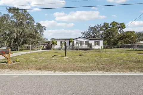 9644 Lake Dr, New Port Richey, FL 34654