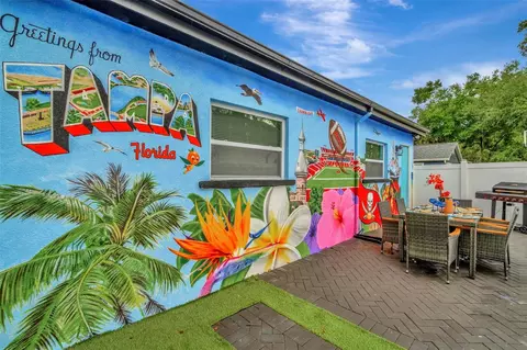 2006 E Henry Ave, Tampa, FL 33610