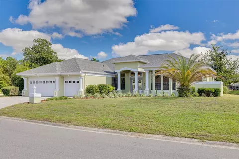 10084 Twelve Oaks Ct, Weeki Wachee, FL 34613