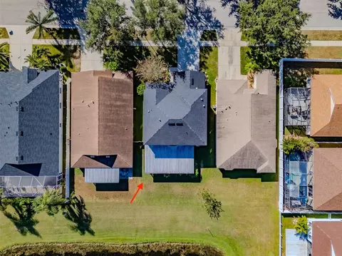 View/Area - 11470 Weston Course Loop, Riverview, FL 33579 photo 2 of 15