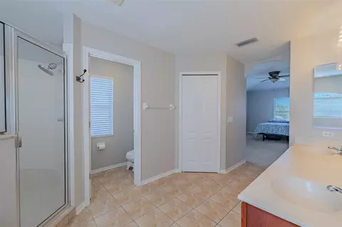 Bath - 11470 Weston Course Loop, Riverview, FL 33579 photo 6 of 6