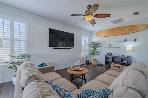 Living - 11470 Weston Course Loop, Riverview, FL 33579 photo 2 of 3