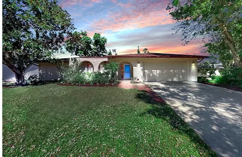 3100 Cascade Dr, Clearwater, FL 33761