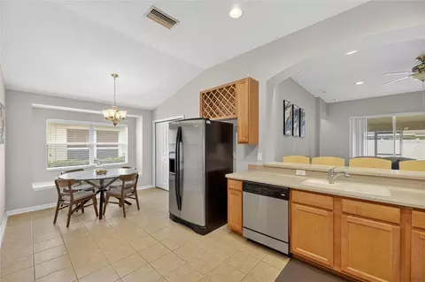 Kitchen - 424 Down Pine Dr, Seffner, FL 33584 photo 2 of 5