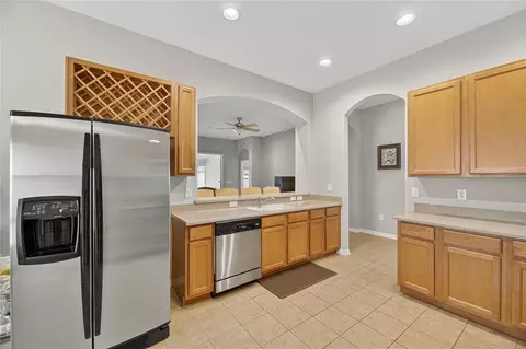 Kitchen - 424 Down Pine Dr, Seffner, FL 33584 photo 1 of 5
