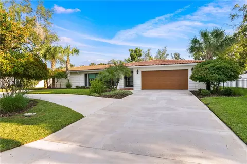 936 31st Ave NE, Saint Petersburg, FL 33704