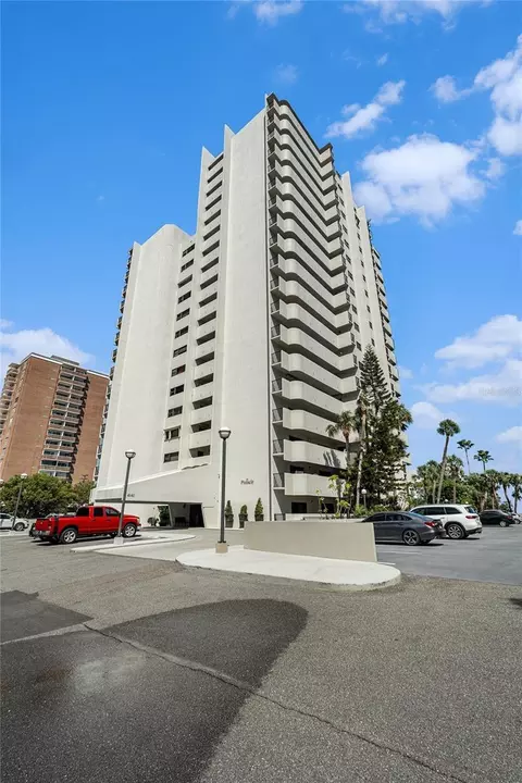 4141 Bayshore Blvd #704, Tampa, FL 33611