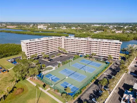 19451 Gulf Blvd #211, Indian Shores, FL 33785