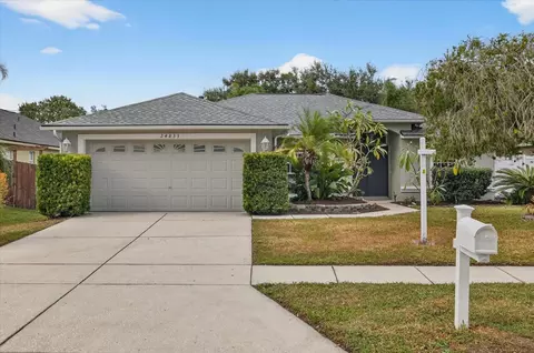 24833 Laurel Ridge Dr, Lutz, FL 33559