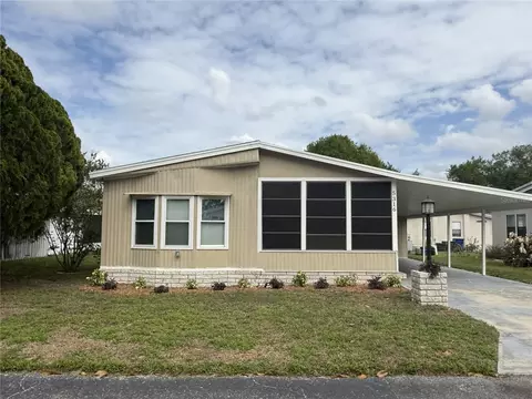 5316 Ixora St, Zephyrhills, FL 33541