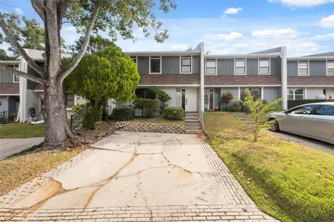 1325 Abbey Crescent Ln, Clearwater, FL 33759