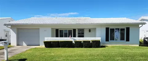 9130 41st St N #5, Pinellas Park, FL 33782