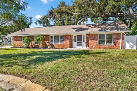 13589 101st Ter, Seminole, FL 33776