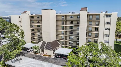 2700 Cove Cay Dr #5G, Clearwater, FL 33760