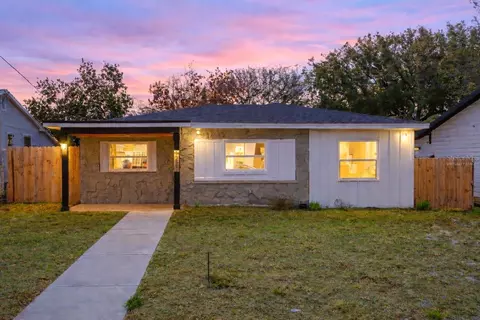 1221 Emma St, Tampa, FL 33603
