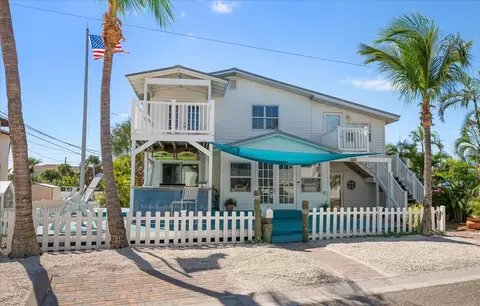 115 99th Ave, Treasure Island, FL 33706
