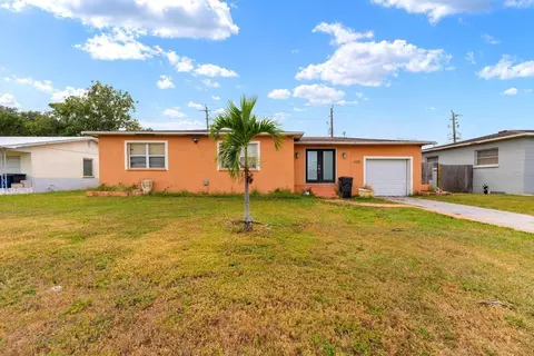 4700 Mineola St, Bradenton, FL 34207