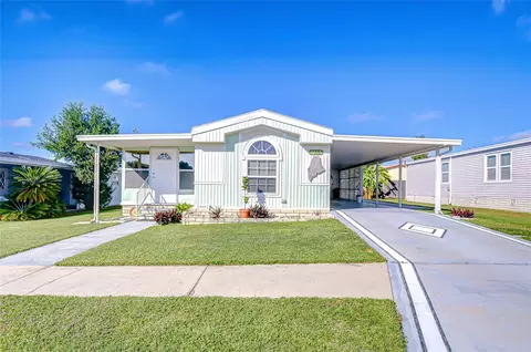 3915 Julie Dr, Wesley Chapel, FL 33543