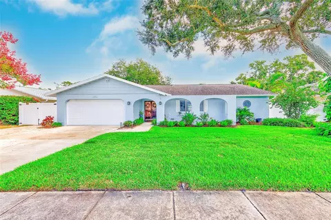 1851 Del Robles Ter, Clearwater, FL 33764