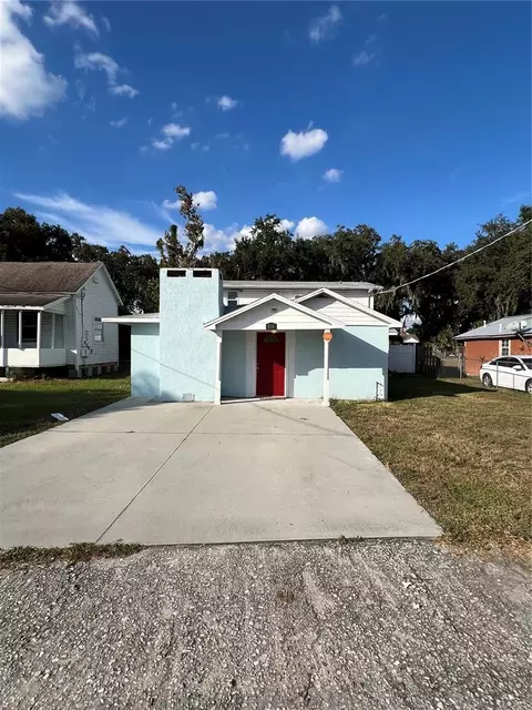 816 Drane St NW, Plant City, FL 33563