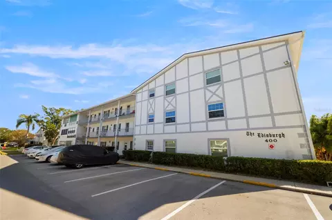 400 Glennes Ln #206, Dunedin, FL 34698