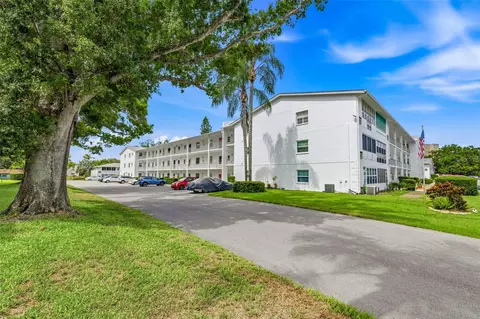 400 Glennes Ln #206, Dunedin, FL 34698