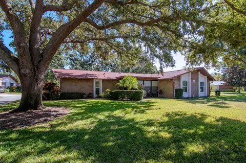 2281 Shelly Dr #D, Palm Harbor, FL 34684
