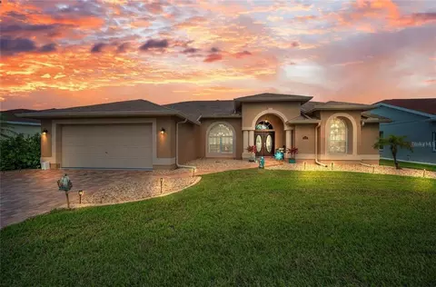 8319 Coral Creek Loop, Hudson, FL 34667