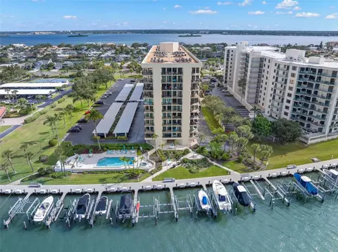 690 Island Way #203, Clearwater Beach, FL 33767