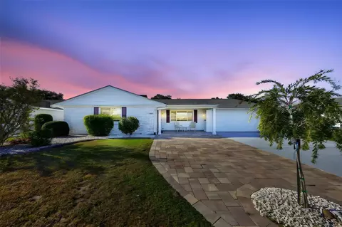 1818 Danbury Dr, Sun City Center, FL 33573
