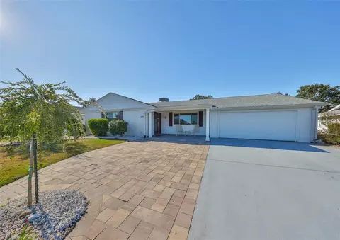 1818 Danbury Dr, Sun City Center, FL 33573