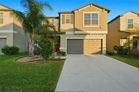 5223 Dandelion St, Apollo Beach, FL 33572