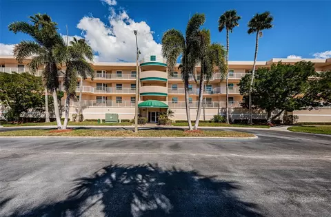 6315 Shoreline Dr #3305, Madeira Beach, FL 33708