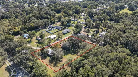 15217 Myrtle St, Dade City, FL 33523