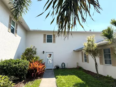 3281 38th Way S #B, Saint Petersburg, FL 33711
