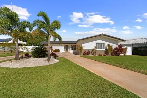 13829 Kimberly Dr, Largo, FL 33774