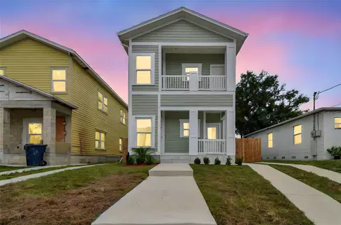 2313 E Columbus Dr, Tampa, FL 33605