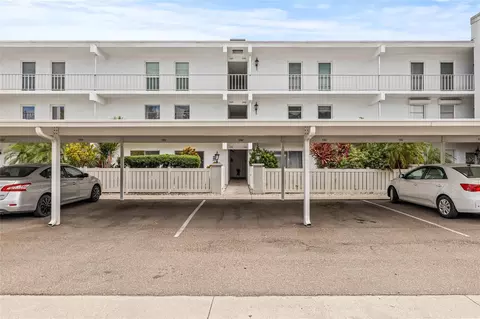 1655 S Highland Ave #J390, Clearwater, FL 33756