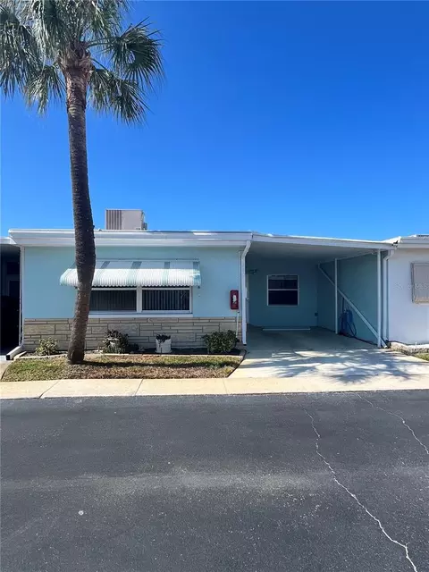 250 Rosery Rd NW #260, Largo, FL 33770