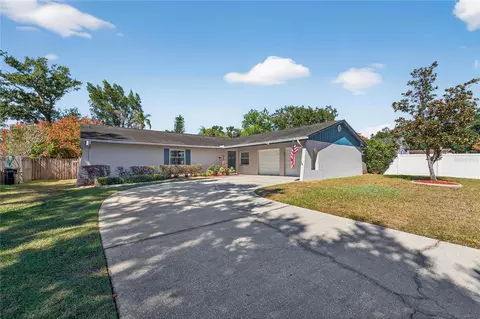 612 Green Cove Dr, Brandon, FL 33510