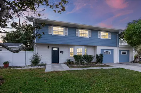 4902 Stolls Ave, Tampa, FL 33615