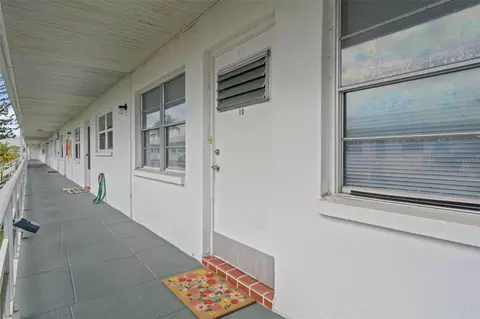 5875 18th St N #19, Saint Petersburg, FL 33714