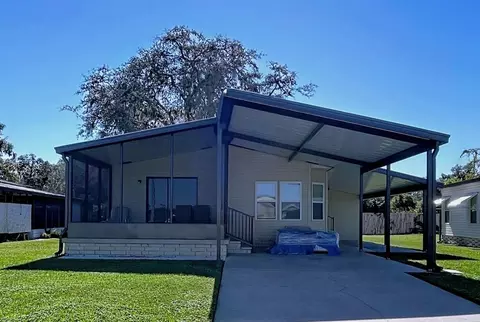 35934 Bueno Dr, Zephyrhills, FL 33541