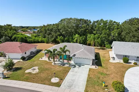 1805 New Bedford Dr, Sun City Center, FL 33573