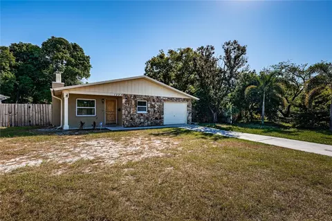 1223 35th St N, Saint Petersburg, FL 33713