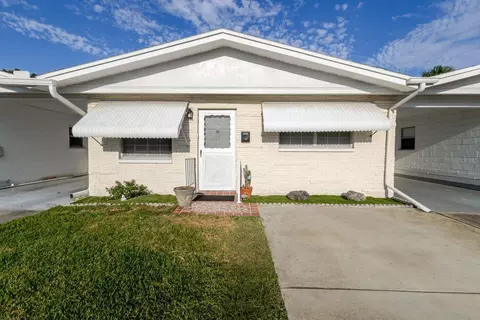 9905 Dahlia St N #27, Pinellas Park, FL 33782