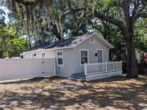 8408 N 20th St, Tampa, FL 33604