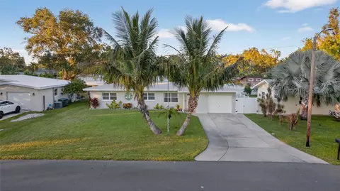 13583 Croft Dr N, Largo, FL 33774