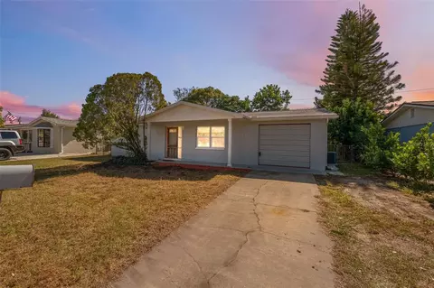3518 Emory Dr, Holiday, FL 34691
