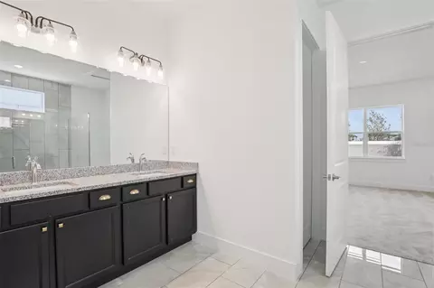 Entry Way - 8218 Golden Beach Ct, Parrish, FL 34219 photo 1 of 2